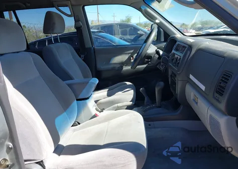 2000 Mitsubishi Montero Sport Ls/Xls z USA, uszkodzony, nr VIN JA4MT31H9YP809525